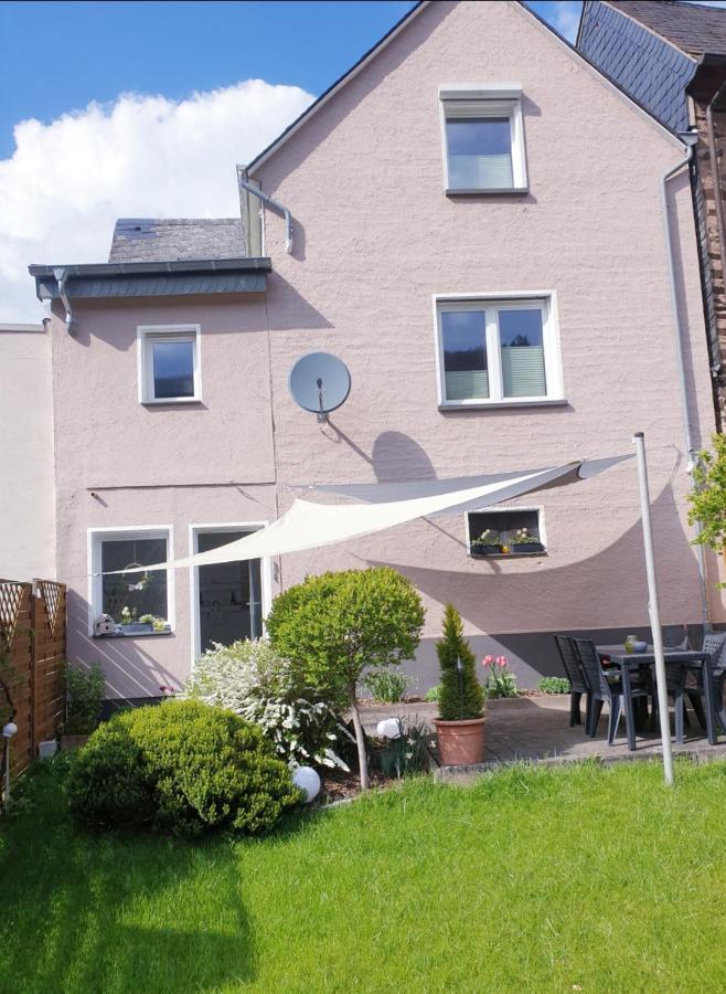 Ferienwohnung Ambiente II Und III Klotten Bagian luar foto