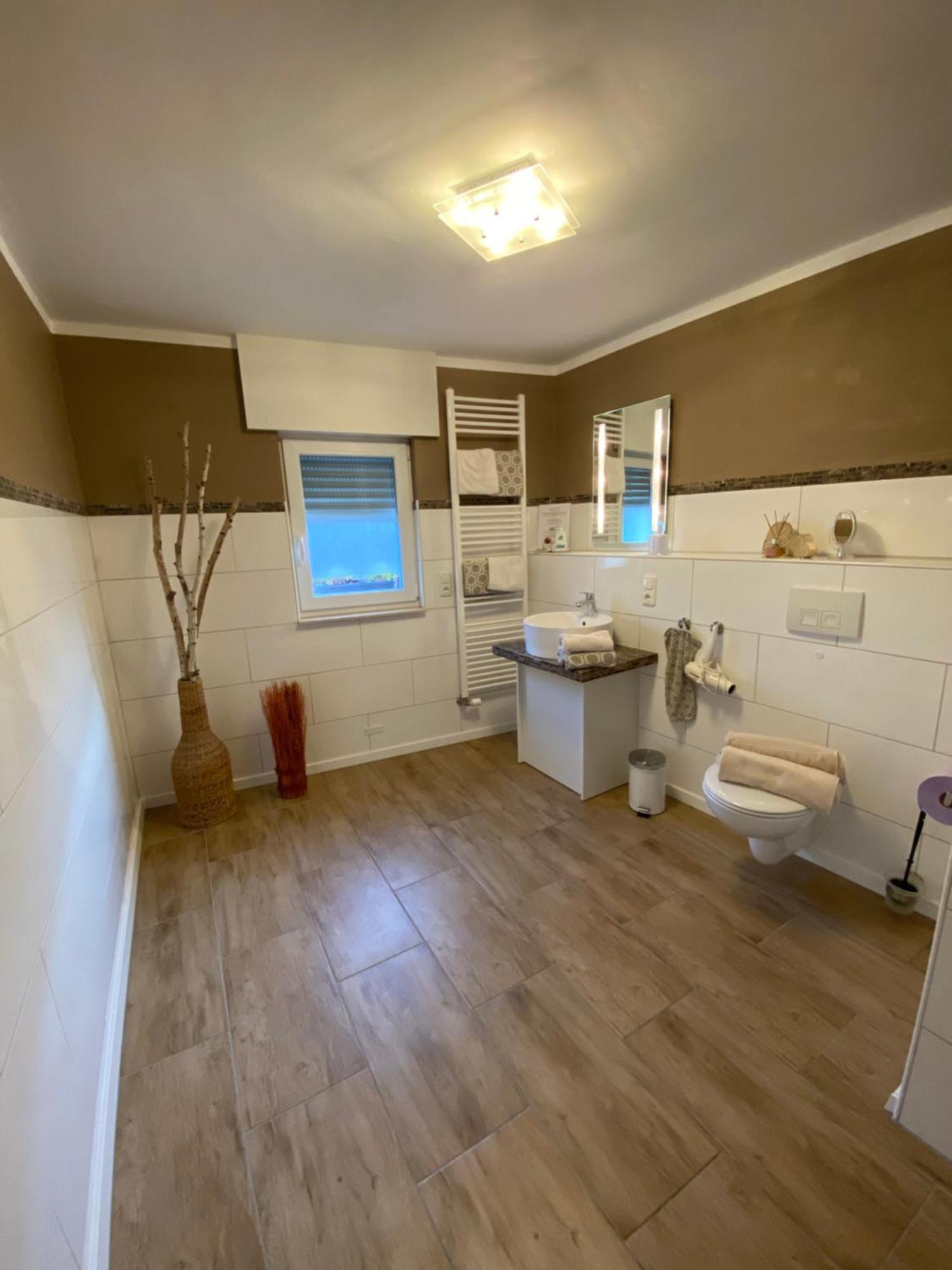 Ferienwohnung Ambiente II Und III Klotten Bagian luar foto