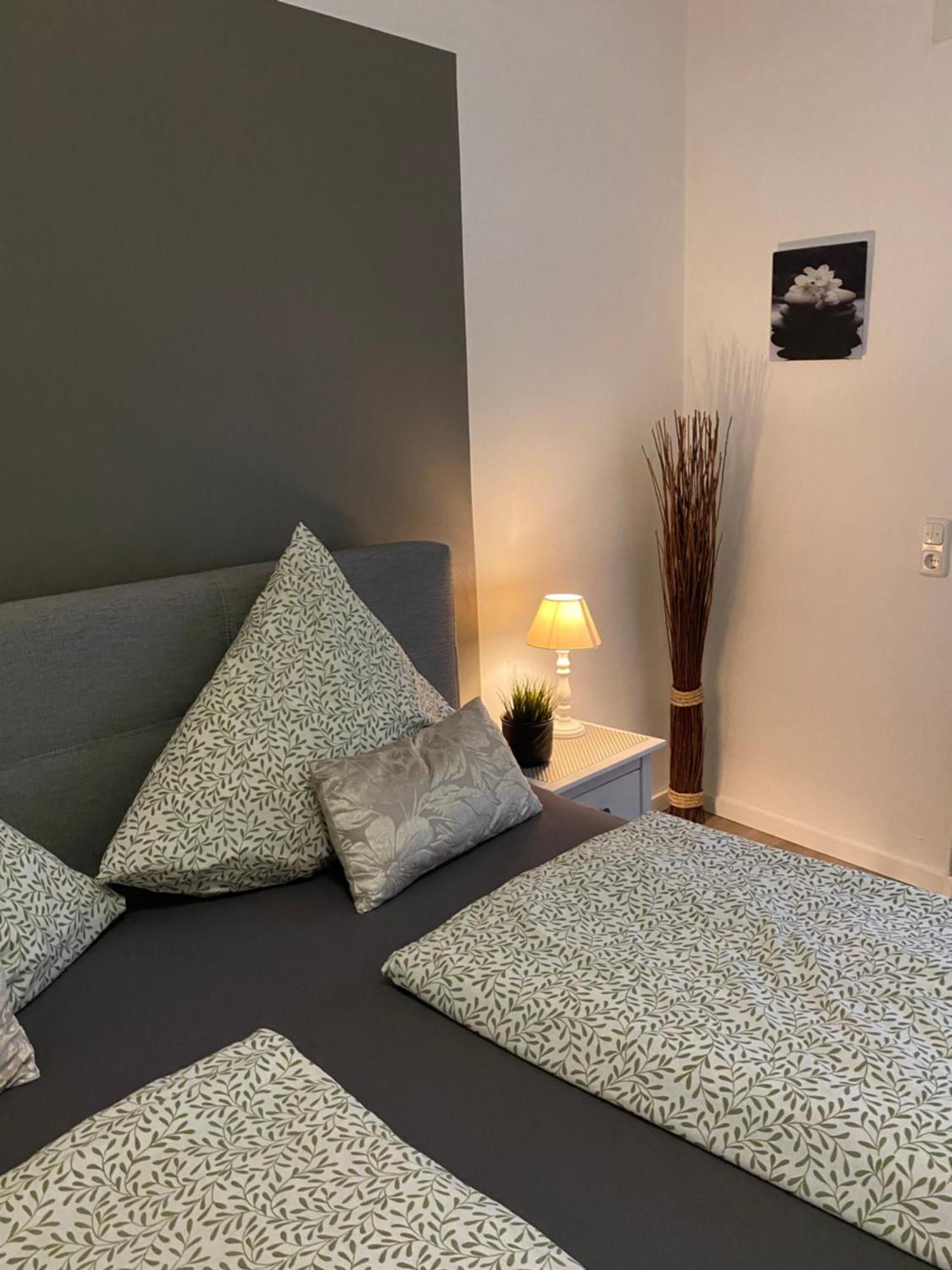 Ferienwohnung Ambiente II Und III Klotten Bagian luar foto