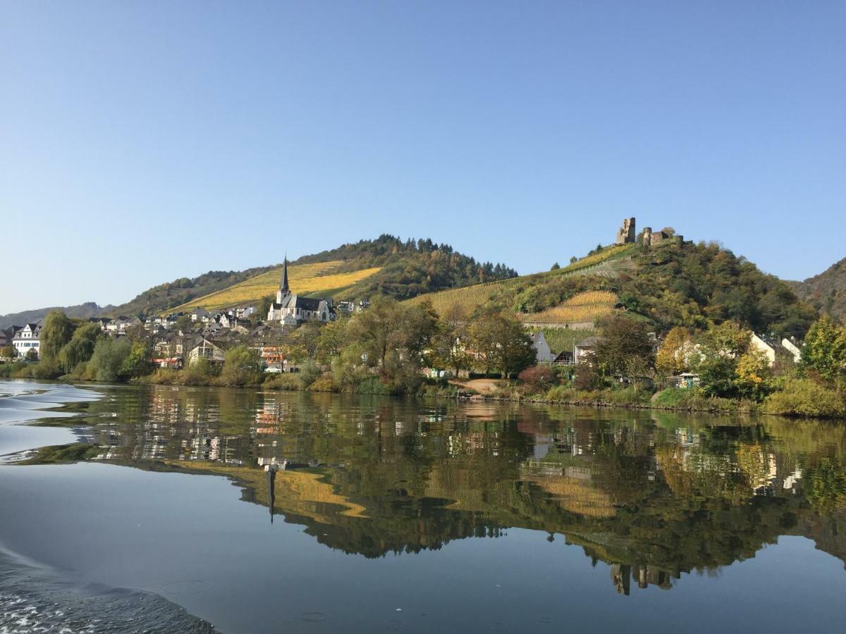 Ferienwohnung Ambiente II Und III Klotten Bagian luar foto